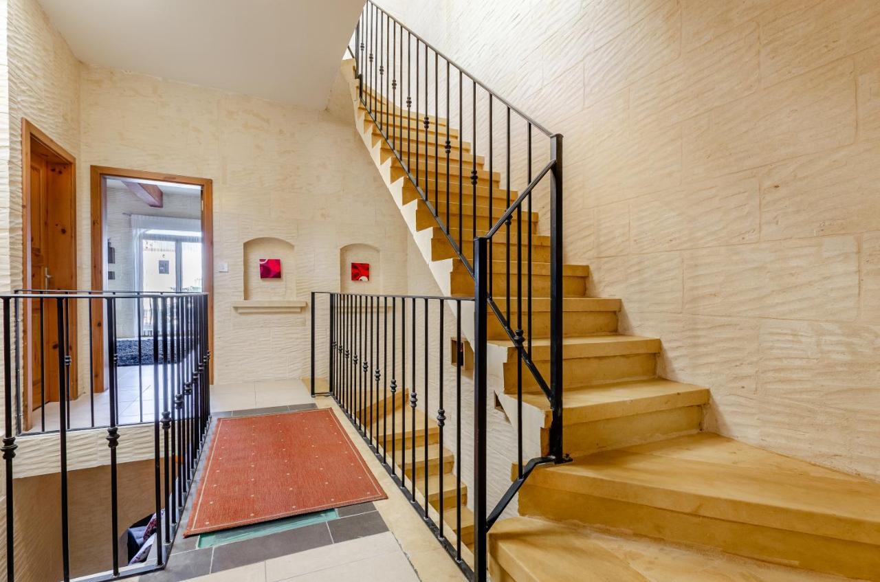 A Popular Pet Friendly Villa With A Pool, Gozo Xaghra Exterior photo